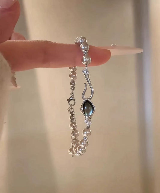 Silver Cyber Goth Pearl Bracelet - Liquid Metal Eye Pendant Aesthetic Jewelry